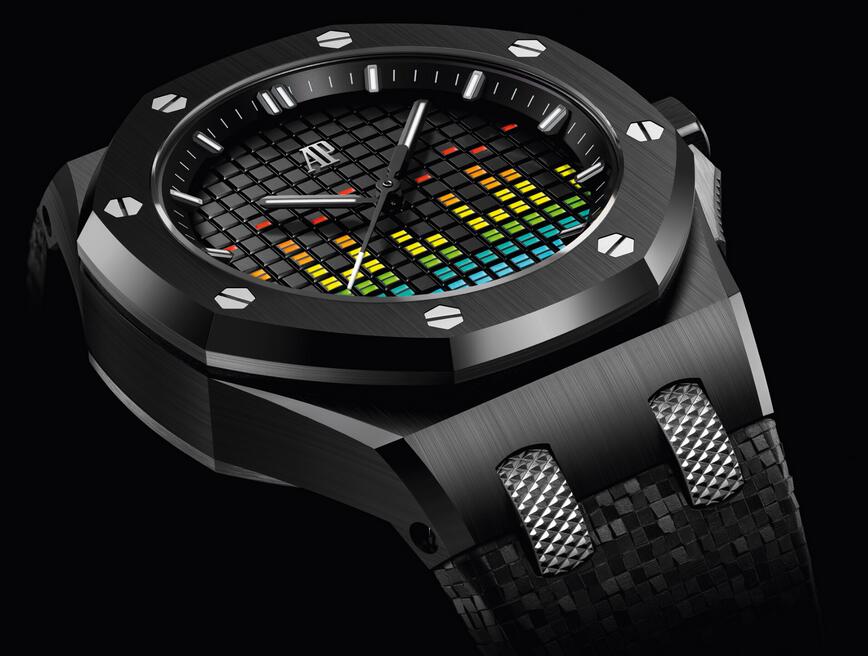 Audemars Piguet Royal Oak Offshore 37 mm detail 2