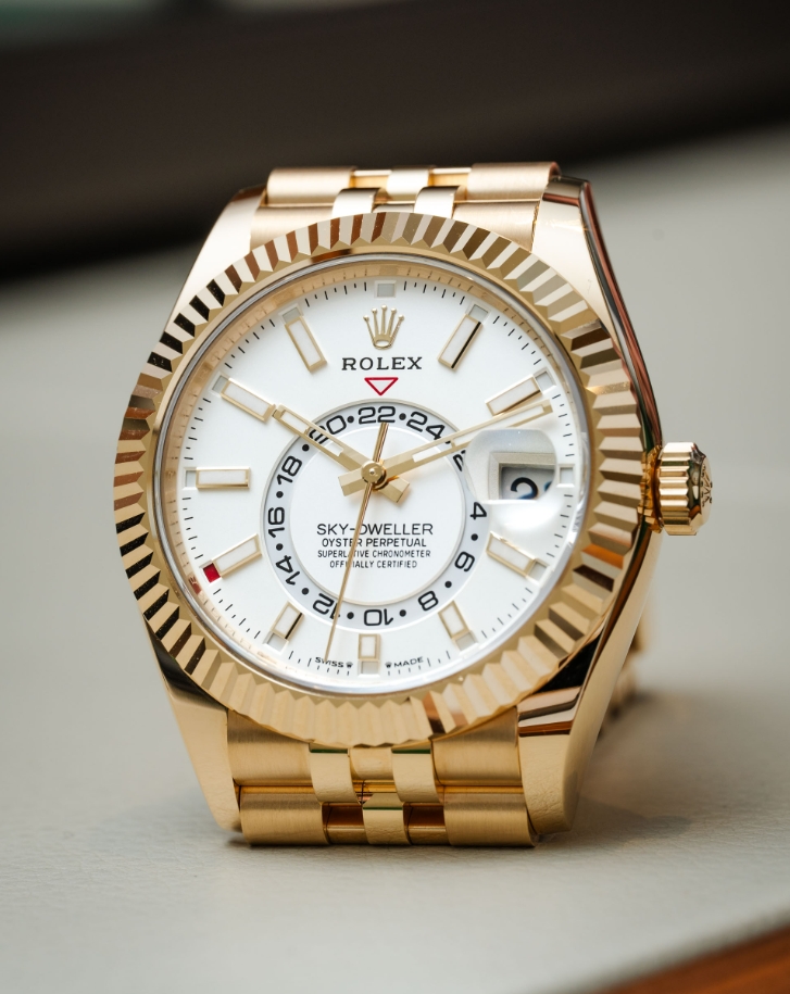 Swiss Replica Rolex Sky-Dweller 336938 18K Yellow-Gold Watches UK
