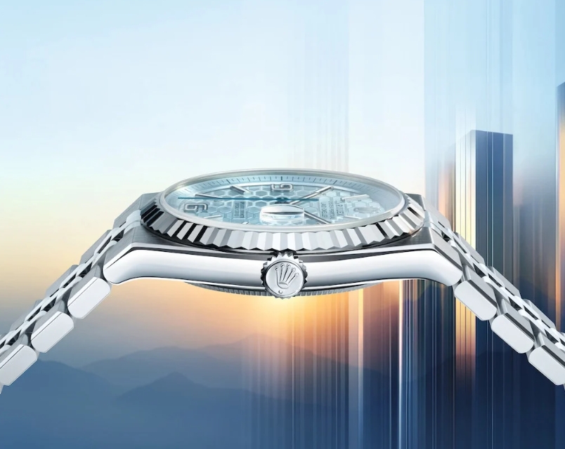 Rolex Land Dweller honeycomb dial and Flat Jubilee bracelet detail 3
