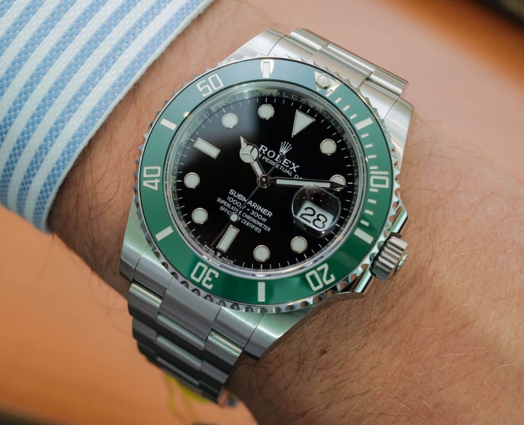 Rolex Submariner Date 126610LV green bezel